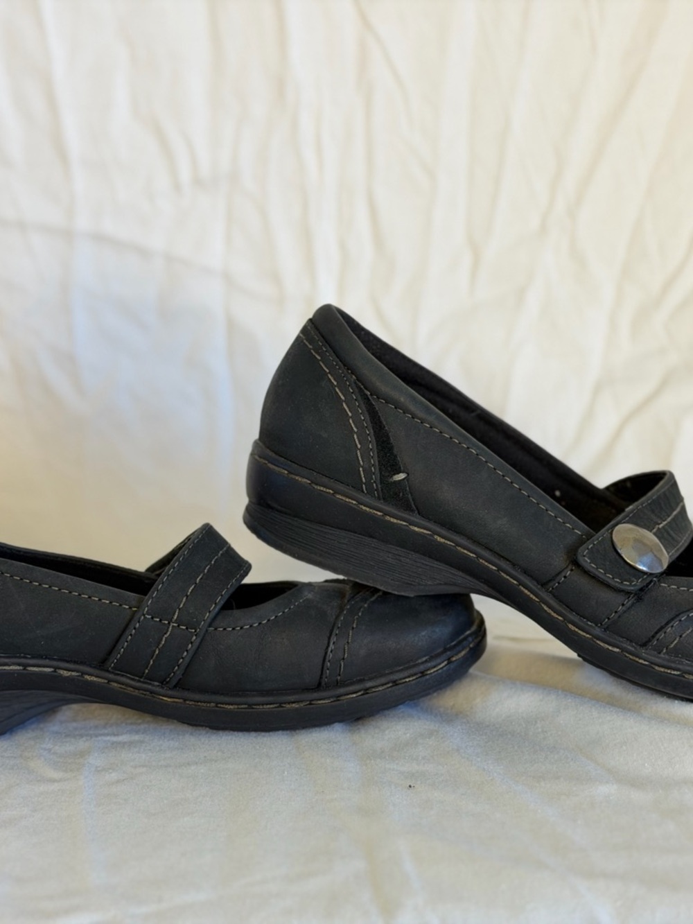Clarks Black Mary Jane Casual Slip-On Shoes - Picture 2 of 5
